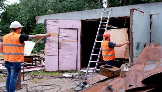 Демонтаж гаражей в Североуральске, цена от 1797 руб. – услуги под ключ от 2Землекопа-Сву