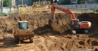 Котлован для дома Североуральск, цена от 318 руб./м3.