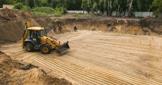 Разработка котлована Североуральск, цена от 318 руб./м3.